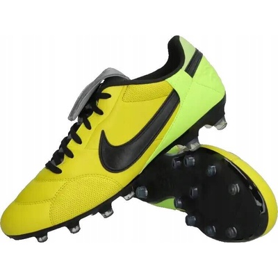 Nike Premier III