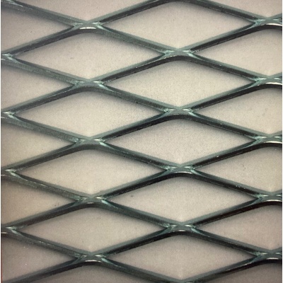 Tahokov oko 62 x 21 x 2,5 mm, kosočtvercové, tl. 1,5 mm, formát 1000x2000 mm, ocel