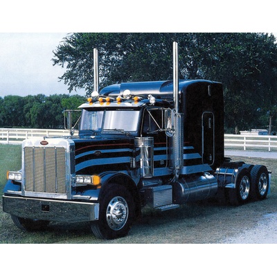 Italeri PETERBILT 378 Long Hauler 1:24