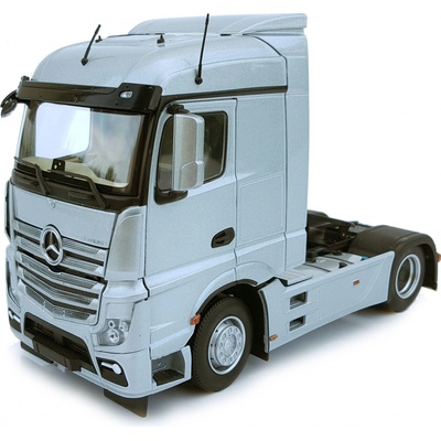 Models MarGe Mercedes-Benz Actros 4x2 Streamspace stříbrná 1:32