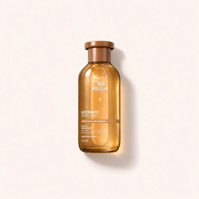 Wella Professionals Ultimate Smooth Shampoo intenzivně vyživující šampon pro lesk a hebkost vlasů 250 ml