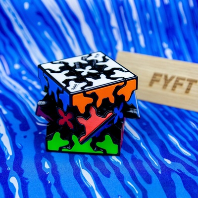 Prevodová kocka QiYi kocka 3x3x3 variácia Rubikovej kocky