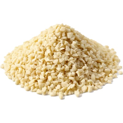 FAETON Mandle blanšírované drcené 3-5mm 1 karton 12 kg
