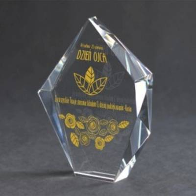Skleněná trofej s gravírováním + výplň barvou
