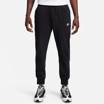 Nike Club Fleece FQ4330-010