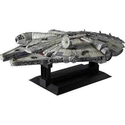 Bandai Revell 01206 Star Wars Millennium Falcon Perfect Grade sci-fi model stavebnice 1:72