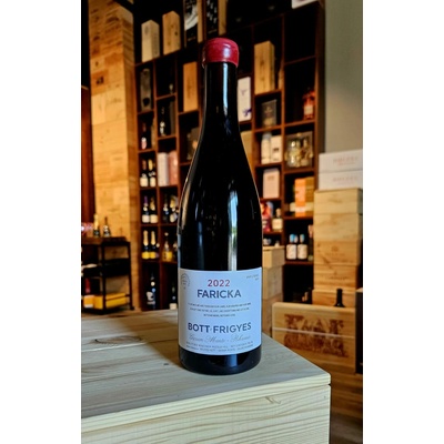 Bott Frigyes Pinot Noir BIO suché červené 2022 13,5% 0,75 l (čistá fľaša)