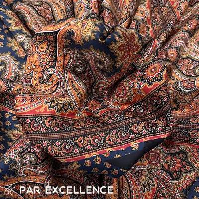 Valentino Hedvábný twill paisley vzor ARL 28340