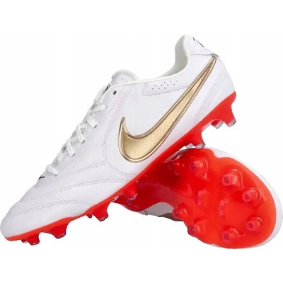 Nike Tiempo