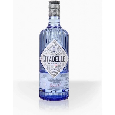 Citadelle Gin 44% 0,7 l (čistá fľaša)