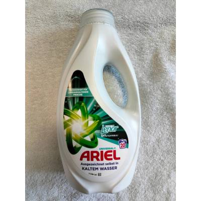 Ariel prací gél Universal+ Touch of Lenor Unstoppables 1 l 20 PD