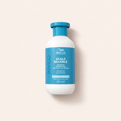 Wella Professionals Invigo Scalp Balance hydratační šampon proti lupům 300 ml