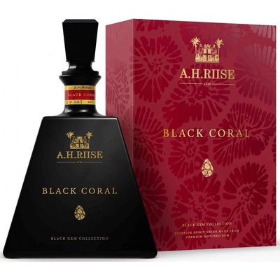 A.H. Riise Black Coral 45,8% 0,7 l (kartón)