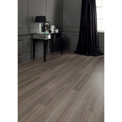Amtico First 184,2 x 1219,2 mm Dusky Walnut 2 m²