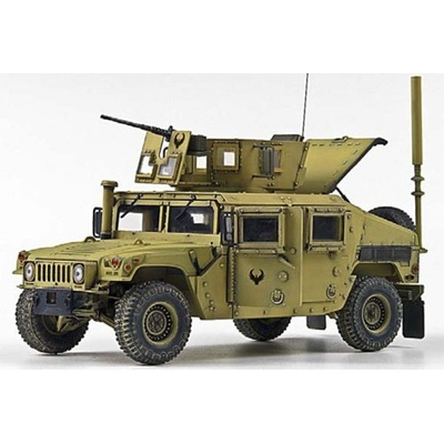 Academy Americké bojové vozidlo M1151 1:35