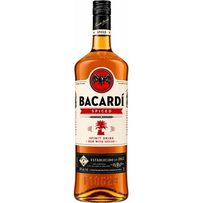 Bacardi Spiced 35% 1 l (holá láhev)