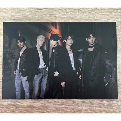 Tomorrow X Together (TXT): Minisode 2: Thursday's Child: Group Postcard
