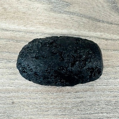 Nefertitis Tektit 13 NF66457 - cca 5,4 x 3,2 cm, 62 g