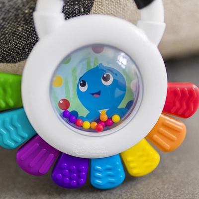 Baby Einstein Vynikající kousací kroužek Opus™ se senzorickými chrastítky