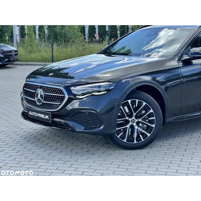 Mercedes-Benz E 220 d T MHEV 9G-Tronic 145 kW