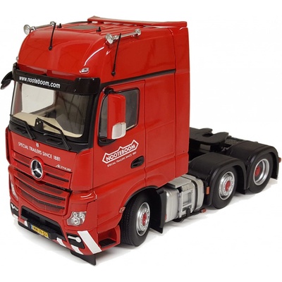 MarGe Models Mercedes Benz Actros 6x2 Gigaspace Nooteboom červená 1:32
