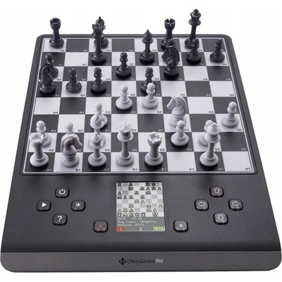 Millennium Chess School / Šachový počítač