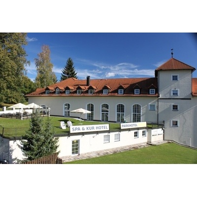 Lázeňský wellness pobyt s polopenzí na Šumavě v Parkhotelu Kašperské Hory pro 2 osoby na 2 noci