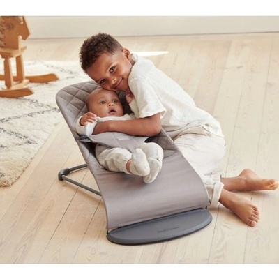 BabyBjörn Lehátko Bouncer Bliss Woven Sand grey Petal