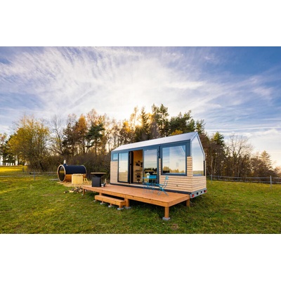Glamping na pastvině na dvě noci tinyhouse na Šumavě